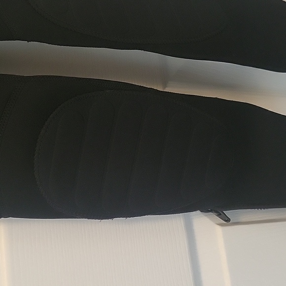 Seavenger Kids Size 4 Wet Suit - Picture 6 of 8